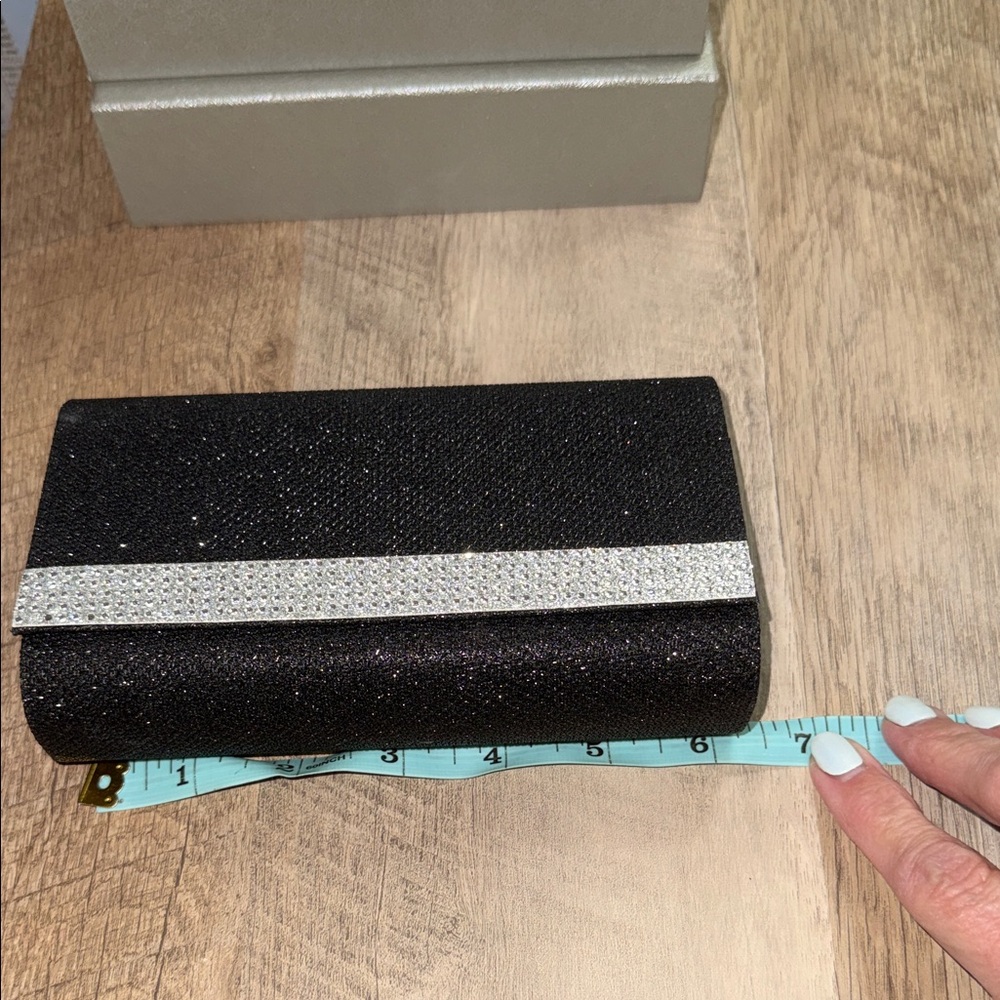 Judith Leiber Couture Clutch - Picture 7 of 8